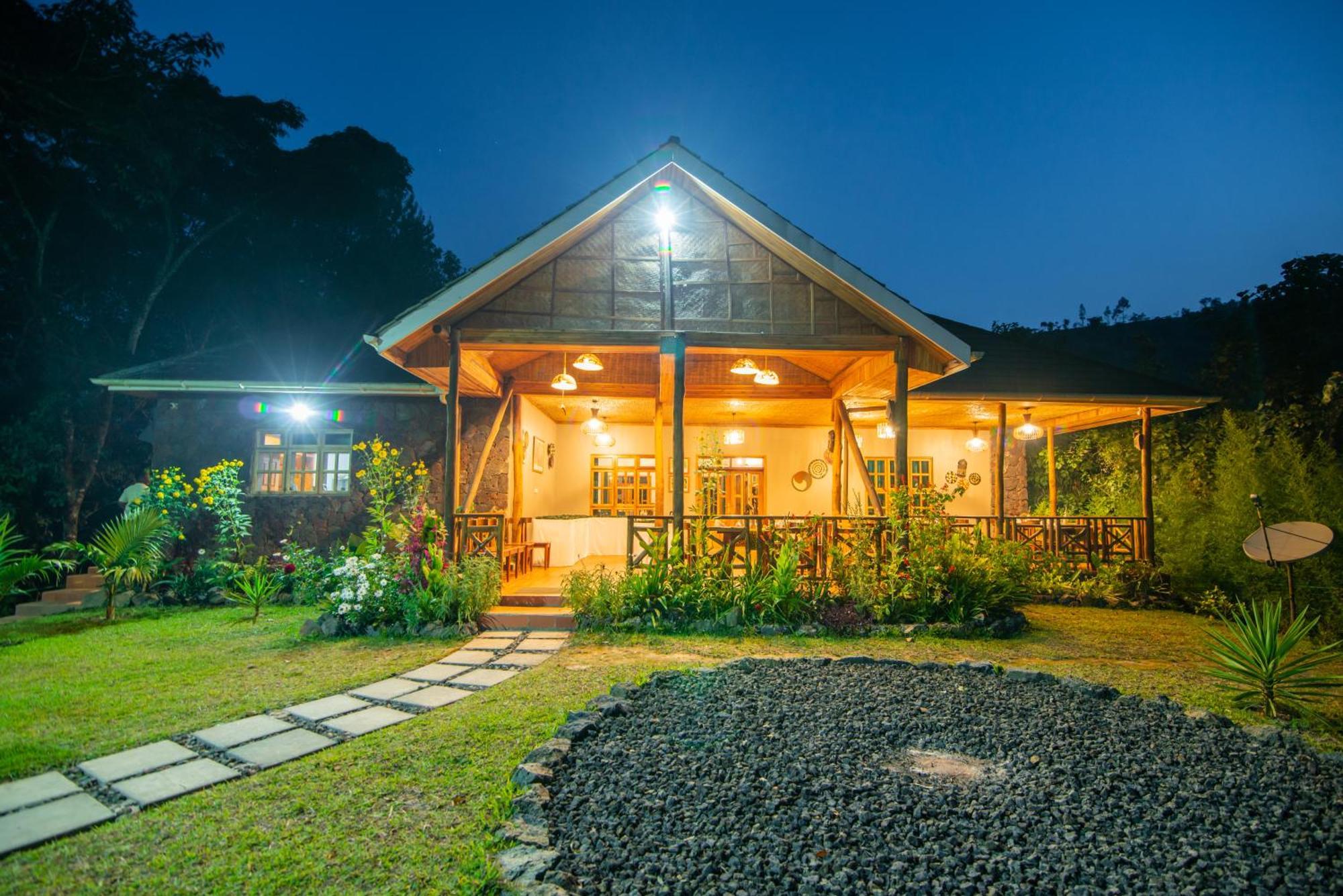 Gorilla Leisure Lodge Kisoro Exterior photo