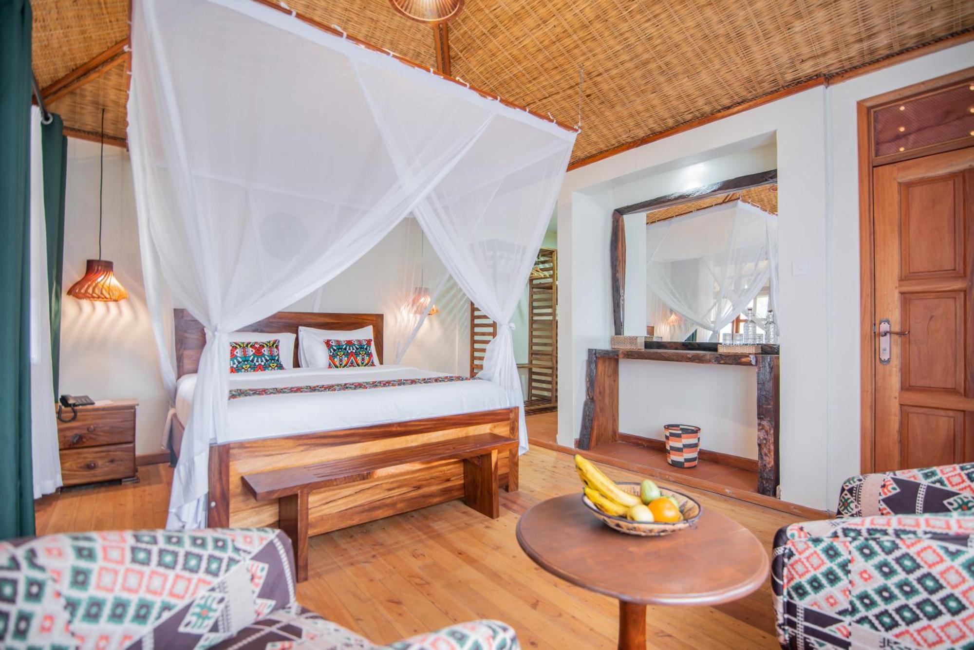 Gorilla Leisure Lodge Kisoro Exterior photo