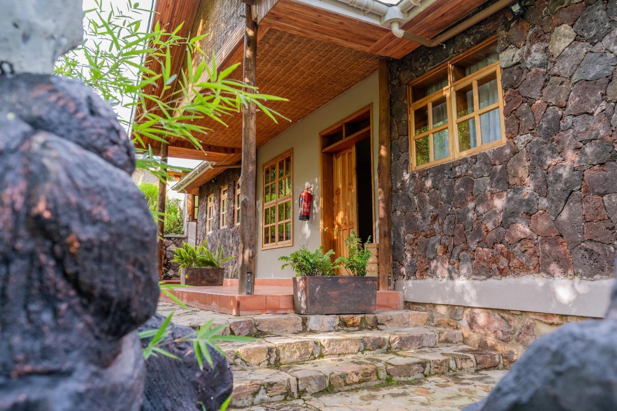 Gorilla Leisure Lodge Kisoro Exterior photo